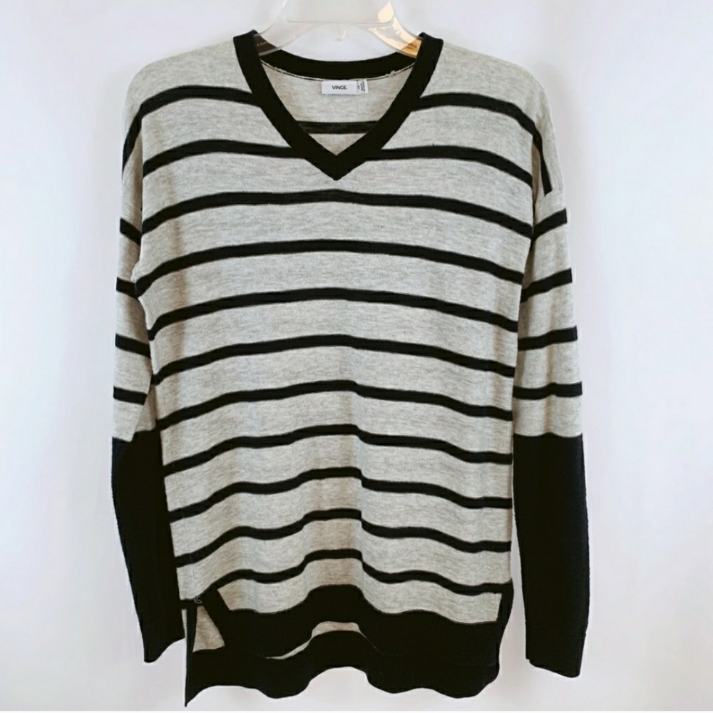 Vince Navy Stripe Vneck Sweater NWOT